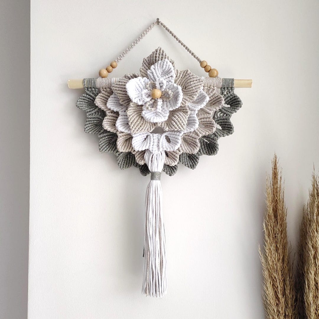 Macrame Cottagecore Macrame Flower Wall Art Flower Wall Decor, Boho Wall Decor, Cottagecore ...