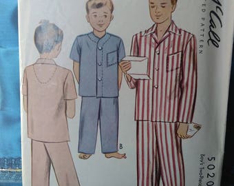Size 6 1942 1940s McCall Vintage Sewing Pattern #5020 Boy/'s Two-Piece Pajamas