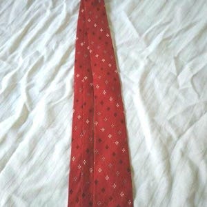 1950s Gem-Dandy brand skinny tie polyester red or silver Mid Century beatnik