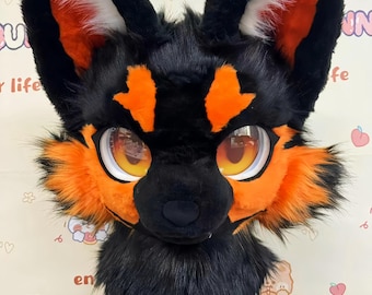 Testa di volpe di fuoco Kemono Fursuit: commissione di arte furry personalizzata