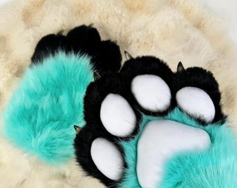Handgefertigte Furry Paws: Cosplay Handschuhe in Blau & Schwarz