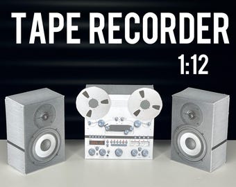 Grabadora de cinta de carrete encantadora en miniatura Decoración de casa de muñecas DIY Papel Mini / Escala 1-12 / patrón / Archivo PDF Para una casa de muñecas