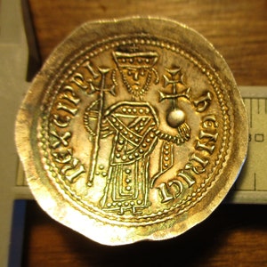 Crusader Bezant Solidus Henry I of Cyprus Hyperpyron Histamenon Nomisma  in Silver or electrum or gold wash