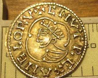 Cnut, roi de toute l'Angleterre.  Réplique de pièce de monnaie Penny Anglo Viking en argent martelé de type quadrilobe