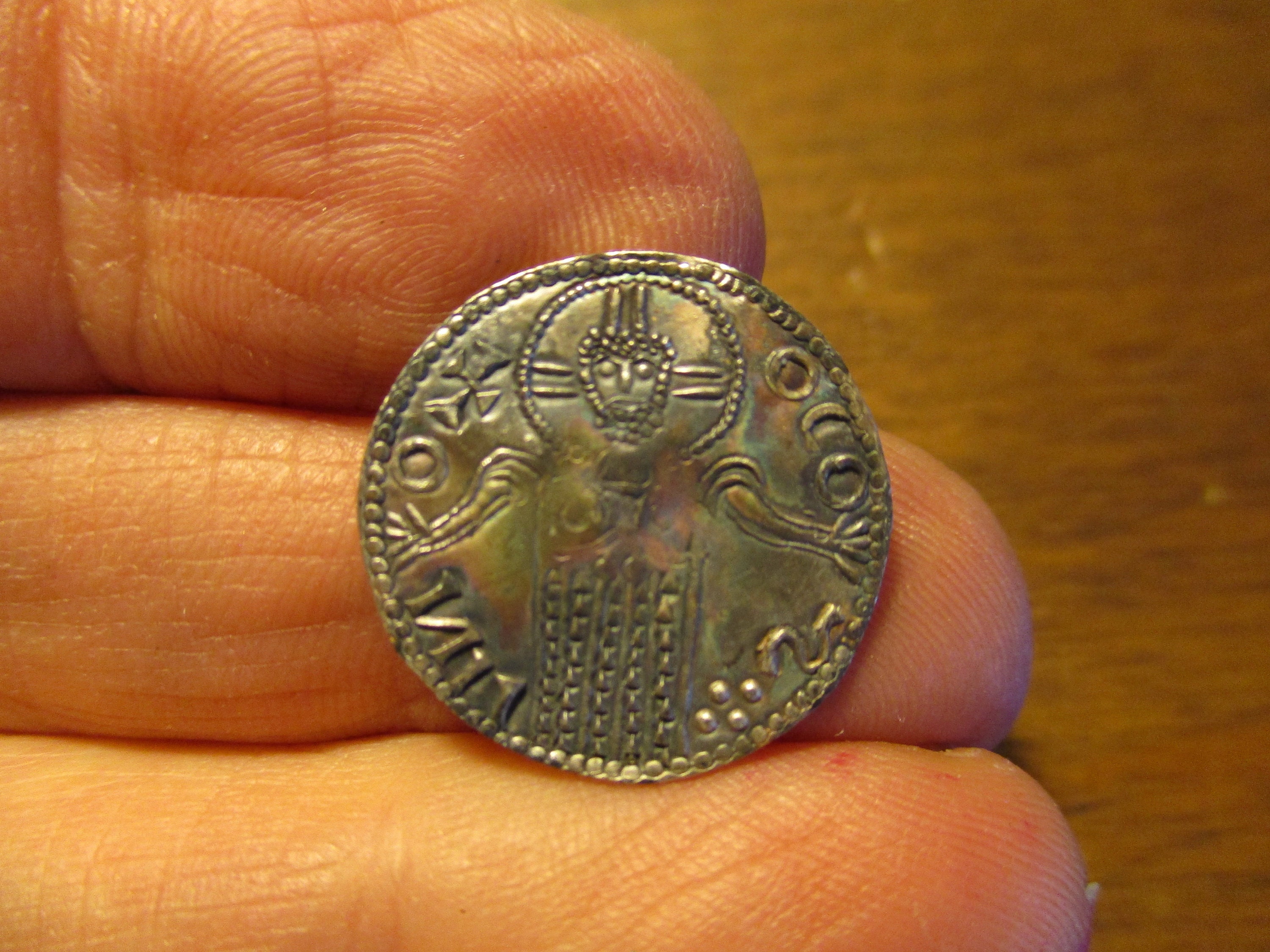 スヴェン・エストリドセン銀ペニーデンマーク製バシリコンの模倣ビザンチンコイン手打ち - Etsy 日本