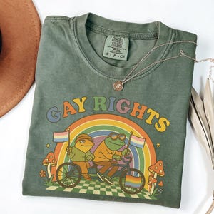 Funny Frog Gay Rights LGBT Rainbow Comfort Colors® T-shirt, Funny LGBT Shirt, Frog And Toad Pride T-Shirt, LGBTQ Shirt, Gift for Pride