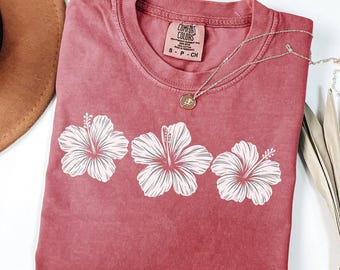 Comfort Colors Hibiscus Flower Shirt, Tropical Floral T-Shirt, Hawaii Vacation Beach Tee, Summer Vibes Shirt for Women, Coastal Tee