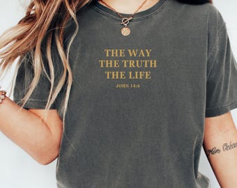 Comfort Colors® Aesthetic Christian Shirt For Men Christian Apparel Brown Jesus T-Shirt Christian Streetwear Clothing Bible Verse T Shirt