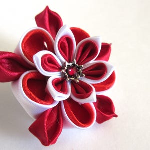 Red Layered Flower Brooch - &#39;Dia&#39;