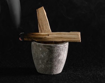 Set of 5 Palo Santo Sticks for Cleansing, Meditation & Relaxation, Natural Incense for Spiritual Wellness, Meditation and Energy Cleansing