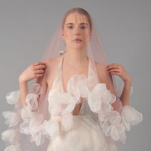 Blush Pink Organza Blossom Blusher Wedding Veil - Light Dusty Pink Floral Veil, Large 3D Flowers, Rose Blush Tulle, Bridal Hair Comb