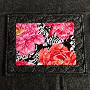 Orange and Pink Flowers Quilted Mug Mat, Floral Candle Mat, Quilted Snack Mat, Handcrafted Placemat, Peony Flower Mug Rug, Kitchen Coaster