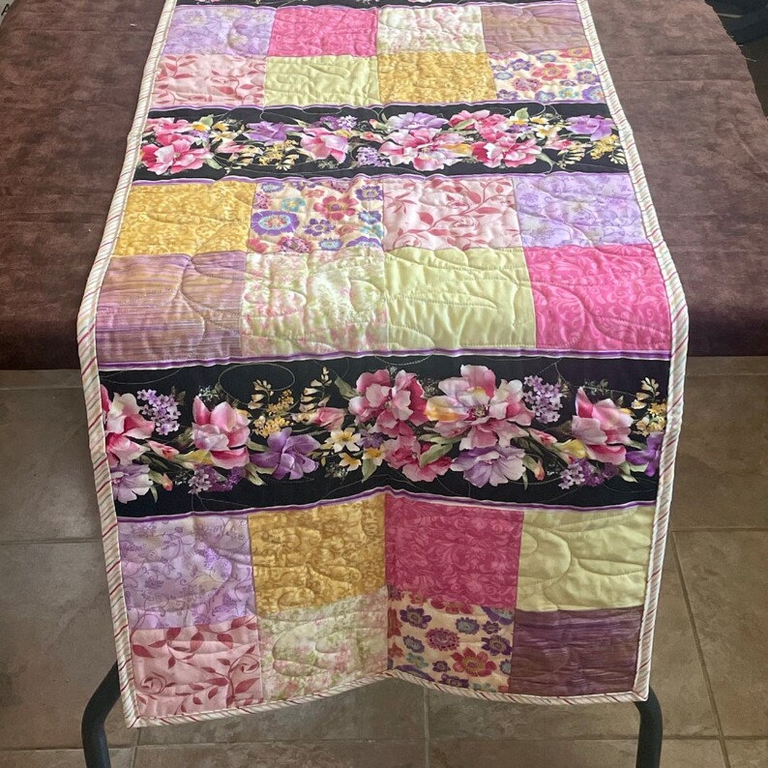 Easy Spring Table Runner Quilt Pattern, Easy Strip Quilt, Sewing Table ...