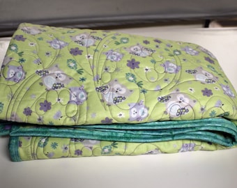 Pretty Owls Whole Cloth Quilt, Kid&#39;s Quilt, Owl Children&#39;s Blanket, Green and Purple Quilt Crib/Lap/Wall, Animal Quilt, Animal Blanket Gift