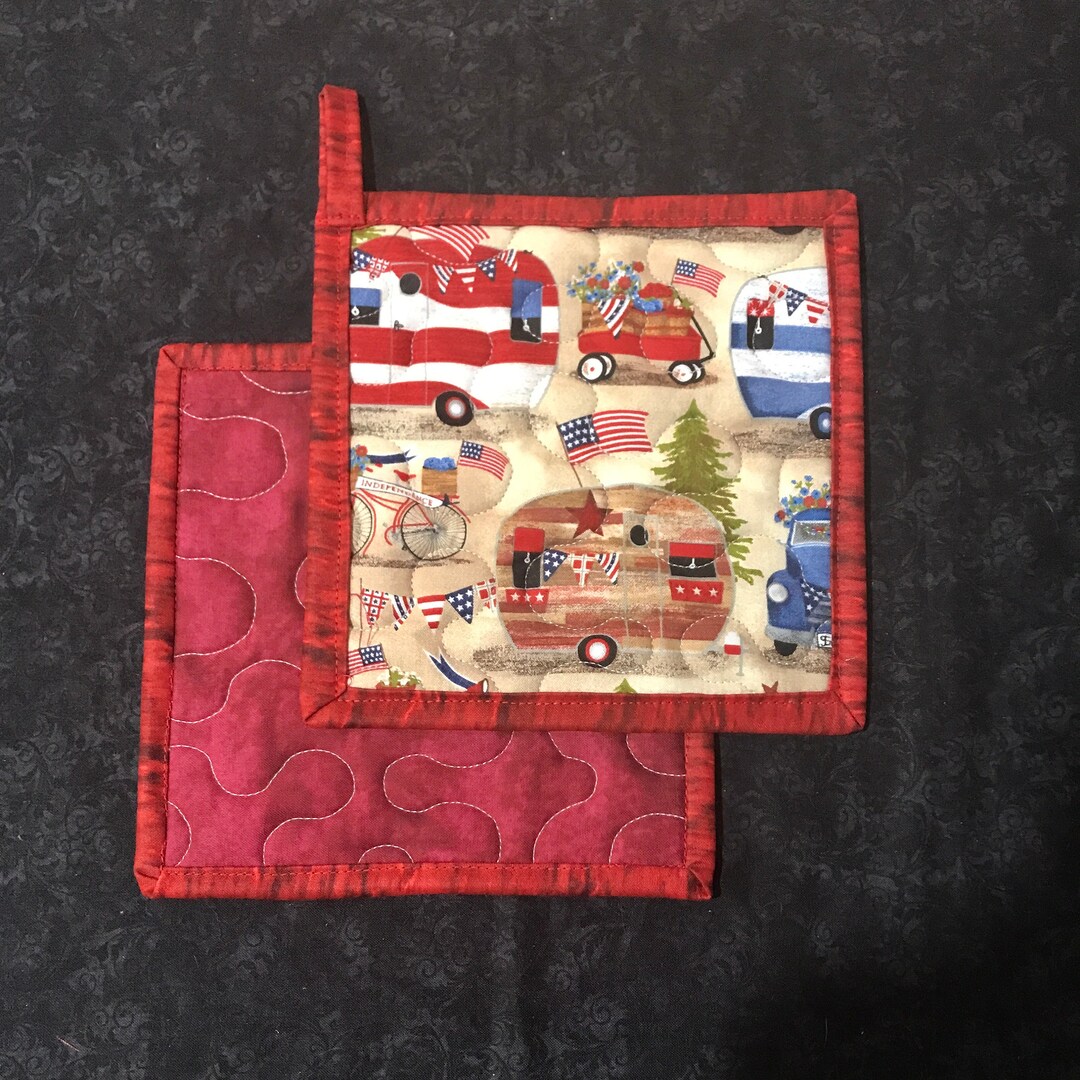 Patriotic Camper Potholders, Set of 2 Vintage RV Hot Pads, American Flag Trivet, Insulated