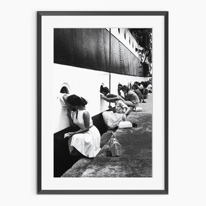 Żegnający się marynarze, ostatni pocałunek przed II wojną światową, II wojna światowa, historyczny wydruk fotograficzny, czarno-białe zdjęcia, wydruk artystyczny w jakości muzealnej