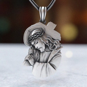 Jesus Carrying Cross Pendant –925 Sterling Silver Unisex Christian Necklace, Handmade Faith Jewelry, Unique Religious Gift for All Occasions