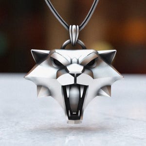 925 Sterling Silver Wolf Pendant – Viking Necklace for Men, Norse Animal Jewelry, Fierce Wolf Head Charm, Gift for Him