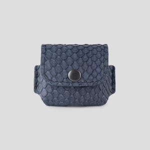 Funda para AirPods Pro de auténtica piel de pitón, hecha a mano con piel de serpiente exótica y finas escamas. Accesorio de lujo para AirPods, ideal para hombres y mujeres.