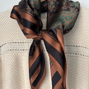 Foulard écharpe En Soie Vintage - Vert - 90 X 56 Cm - Occasion Très Bon état
