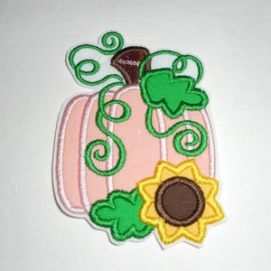 Ready To ship patch    Pumpkin- patch -Machine embroidery- Iron On Applique -  Free Shipping-iron on