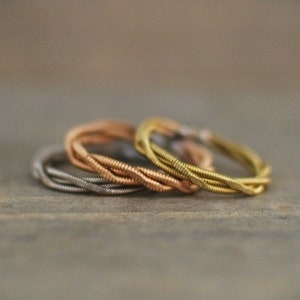 Hammered Guitar String Ring, Guitar String Ring, Guitar String Jewelry, Hammered Ring, Bronze Ring, Copper Ring, Unique Ring, Guitar Gifts