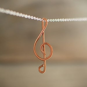 Piano Wire Treble Clef Necklace, Piano Wire Pendant, Treble Clef Pendant, Gift for Pianist, Gift for Musician, Piano Wire Jewelry, Copper