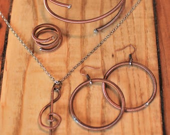 Schmuck-Set, Klavier String Schmuck, Klavierabend Geschenk, Klavier Drahtschmuck, Klavier String, Klavier Drahtohrringe, Klavier Draht Armband