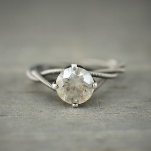 Gitarrensaite Reinheit Ring, Verlobungsring, Verlobungsring, Gitarrensaite Ring, Schmuck Gitarre, Reinheit Ringe, einzigartige Verlobungsring