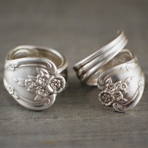 Magnolia Silver Spoon Ring, Fancy Spoon Ring, Rings Vintage, Floral Spoon Ring, Silverware Jewelry, Personalized Ring, Engraving, Spoon Ring