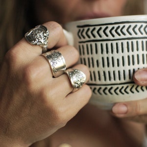 Personalized Silver Spoon Ring, Floral Spoon Ring, Vintage Spoon Ring, Chunky Ring, Boho Ring, Silverware Jewelry, Wide Ring, Spoonring
