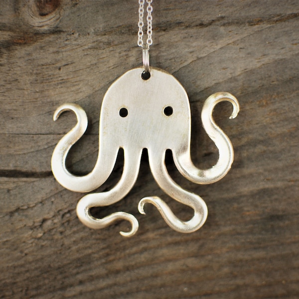 Octopus Fork Pendant, Silver Octopus Pendant, Octopus Necklace, Octopus Pendant, Silverware Jewelry, Silverware Art, Fork Octopus