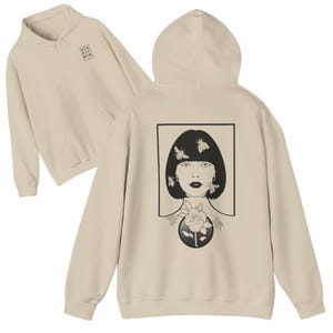 Bee Girl Hooded Sweatshirt, Tattoo Art Sweatshirt, Tattoo Art Streetwear, Flash Art Sweatshirt, Elestrate Designer Streetwear, Tattoo Design
