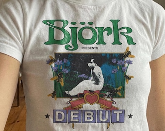 bjork | Music Graphic | Y2K Street Tee | Cropped Graphic T-Shirt | Vintage Style