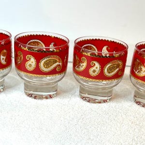 Lot de 4 verres à cocktail MCM Culver rouge et or 22 carats sur pied motif cachemire, vintage Mid Century Bar Cart Decor cadeau pour collectionneur