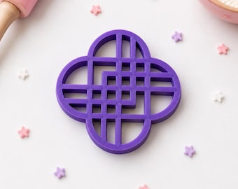 Cortador de biscoitos com o logotipo de Caçadores de Demônios K-pop Huntrix
