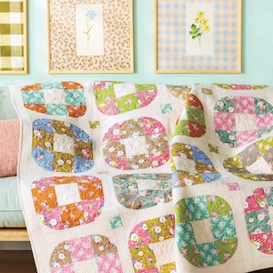 Floral Nine-Patch Quilt Pattern: Easy Circle Block Project (PDF Download