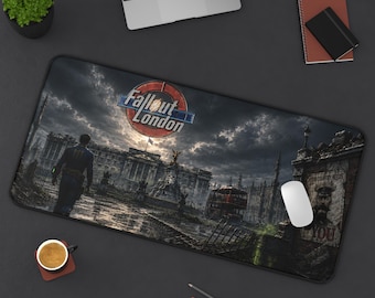 Fallout London scene Desk Mat | Post-Apocalyptic London gaming mouse pad