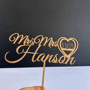 Custom Name Cake Topper for Rustic Wedding Cake Topper, Custom Mr Mrs Cake Topper for Anniversary Script Cake Topper Bride Groom Cake Topper