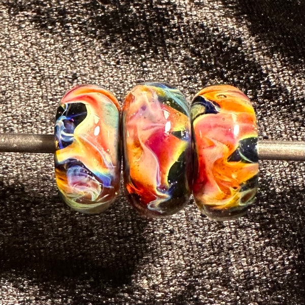 GirlieGirlGlass trois d'un genre art Pandora charme de collection de style européen perles à gros trous en verre borosilicate