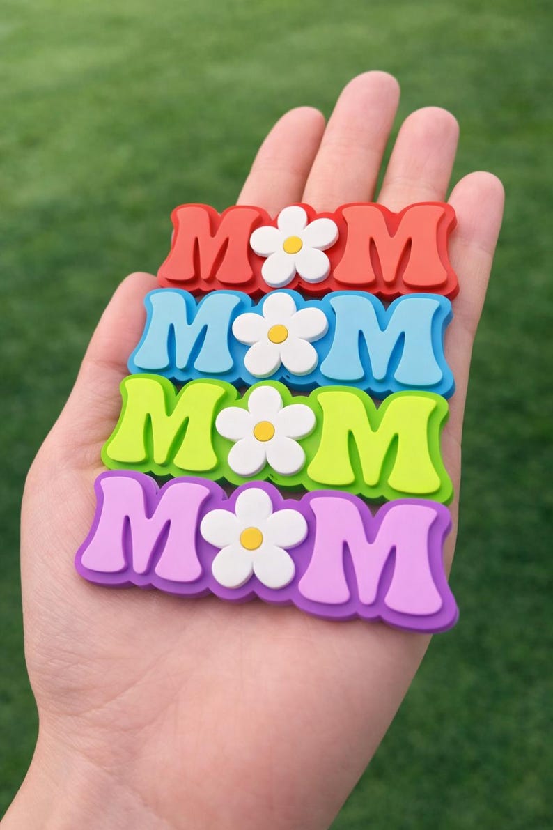 Mom Daisy Magnet, 3D printed to order in Wentzville MO