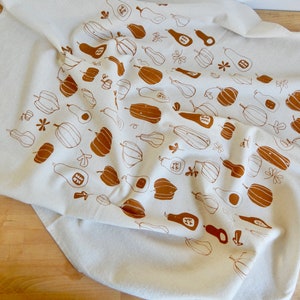 Squash Kitchen Towel with Pumpkins, Winter Squash, and Decorative Gourds, Hand Printed image 4