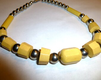 Vintage Yellow Bakelite and Chrome Necklace. European. 1940s.