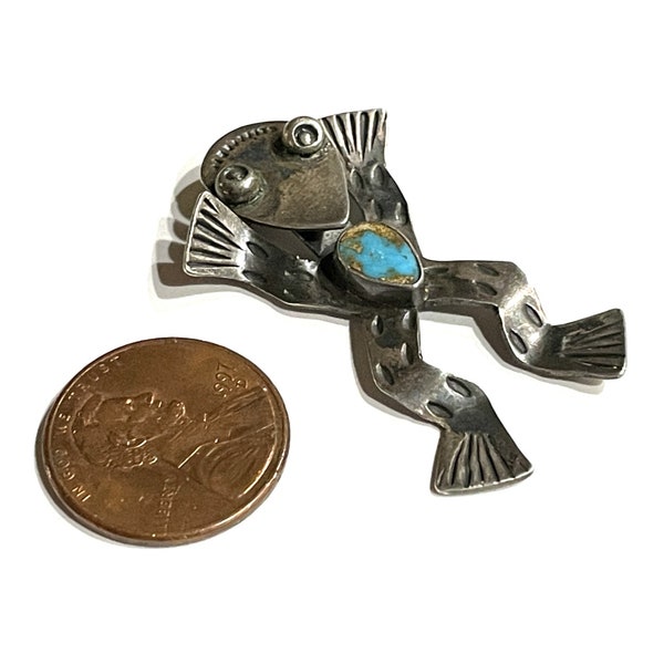 Vintage Sterling Silver Native American Style Frog Brooch with Turquoise. Marked only 925. Maker Unknown.