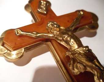 Vintage Crucifix. Brass and Bakelite. Circa 1940s. Six Inche Tall. Roman Catholic Cross.