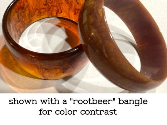 Bakelite Bangle in an Unusual Color. Dusty Grayis… - image 9