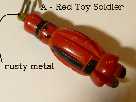Vintage 1940s Bakelite Zipper Pull Charm: Figural Man or Cigarette