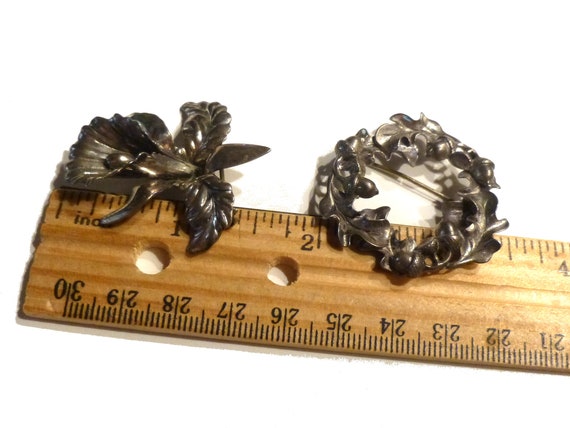 Two Vintage Sterling Silver Brooches.  Acorn & Le… - image 2