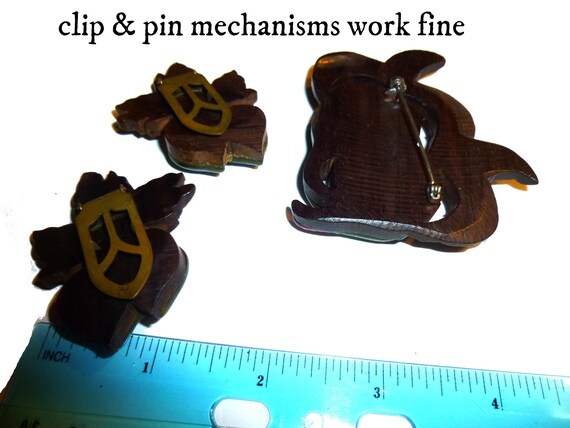 Bakelite & Wood Vegetable Brooch and 2 Dress Clip… - image 5