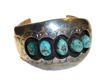 Pauline Benally Vintage Native American Silver hand-wrought cuff bracelet with 5 stones. Shadowbox Design, Early Piece, Circa 1980s 62 grams
